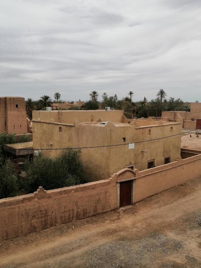 Gite Ait Lmaalam Chez Ahmed スコーラ エクステリア 写真